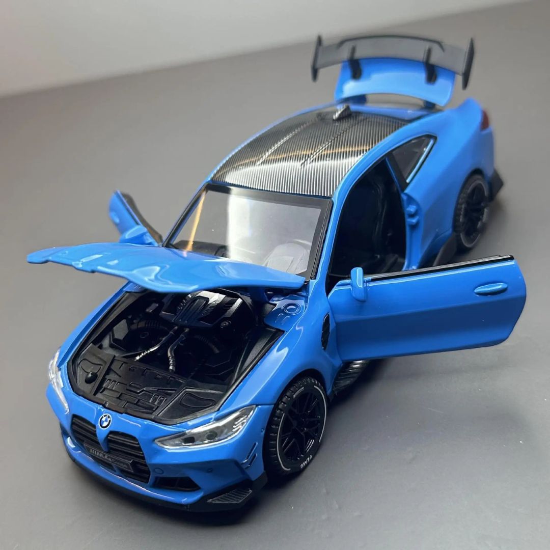 BMW M4 Coupe | 1:32 Scale Model